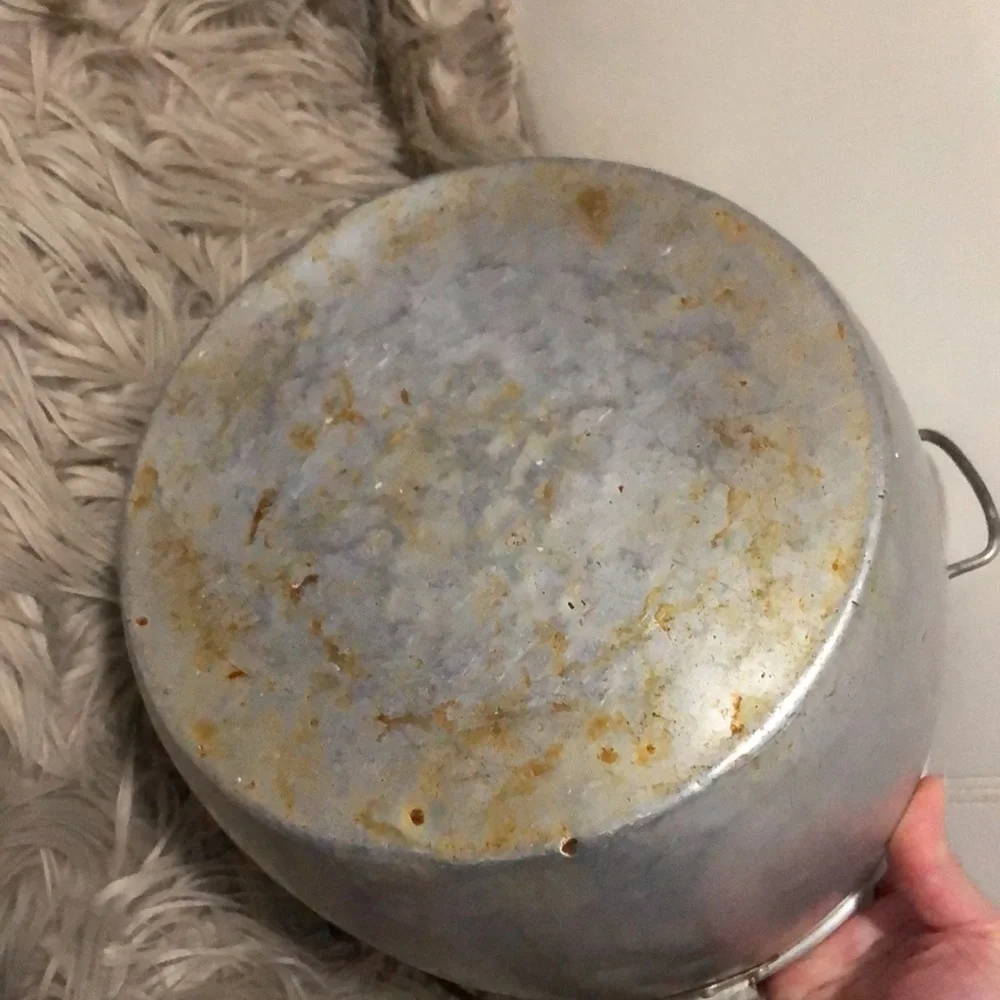Vntg Metal “Jelly”Pot With Handle-Used Condition-9.5in diameter x 6.5 deep